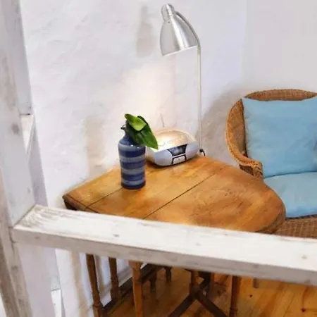 Sleeps 3 Wifi *
