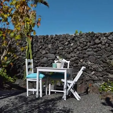Appartement Sleeps 3 Wifi *